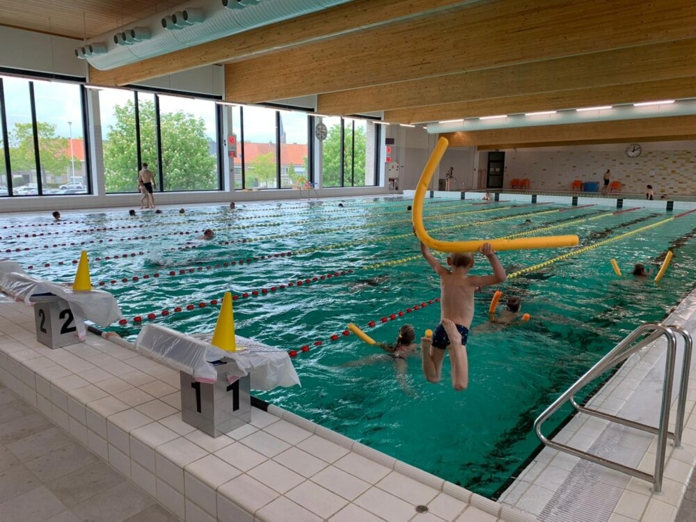 Verbauwenbad Eeklo - Moderne faciliteiten voor professionele zwemlessen